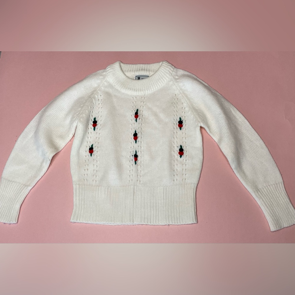 Vintage 70s  Kid’s White Sweater with Embroidered Accents